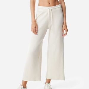 MATE the Label. Organic Thermal Wide Leg Pant in Bone. Size Small.